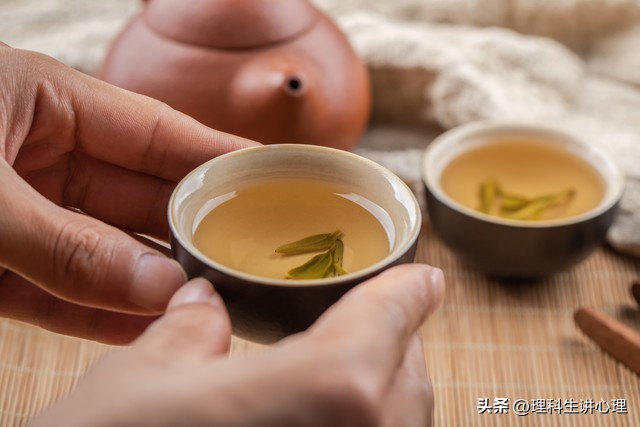 为什么在茶叶店买的茶好喝,为什么在茶店买回来的茶好喝