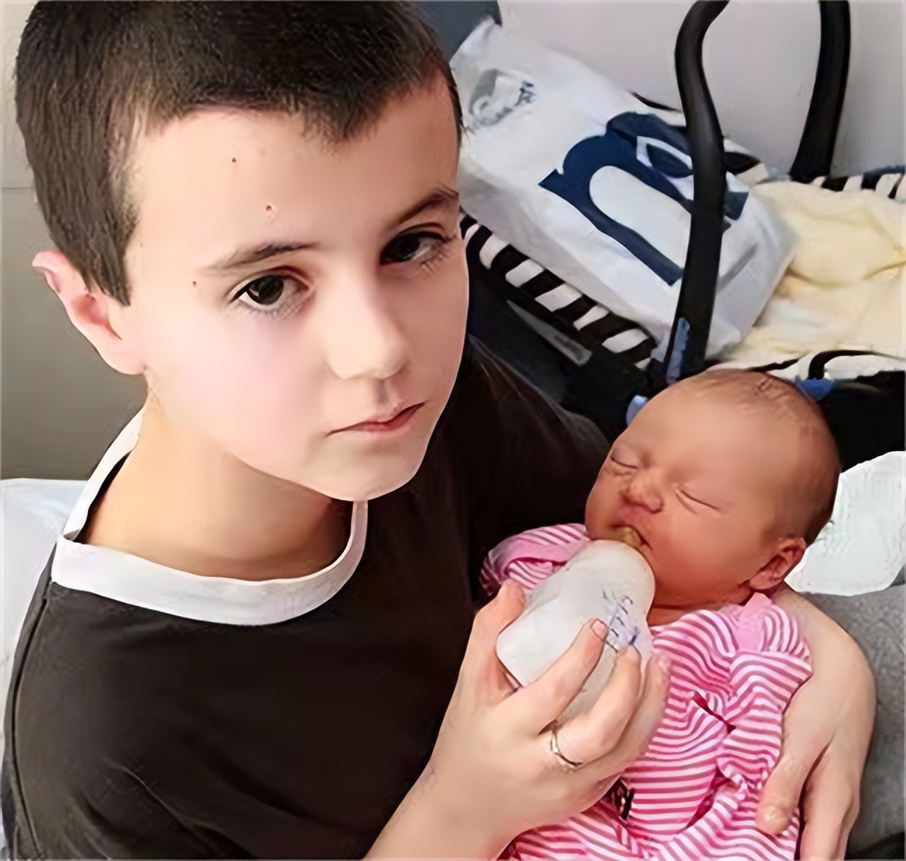 英国13岁男孩长大后现状,英国13岁小男孩现状