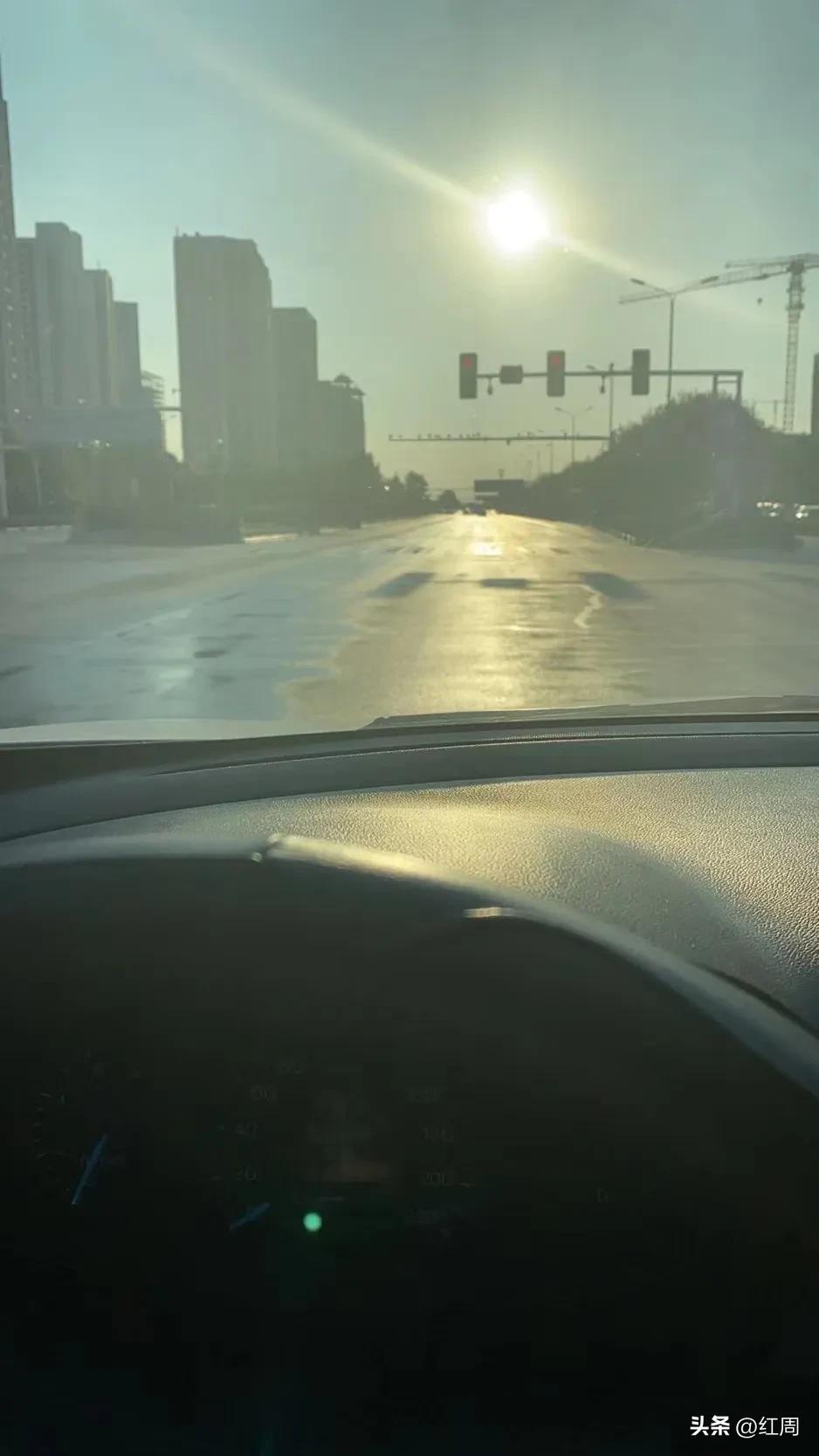 拔牙后痛感几天消失,拔牙多少钱一颗