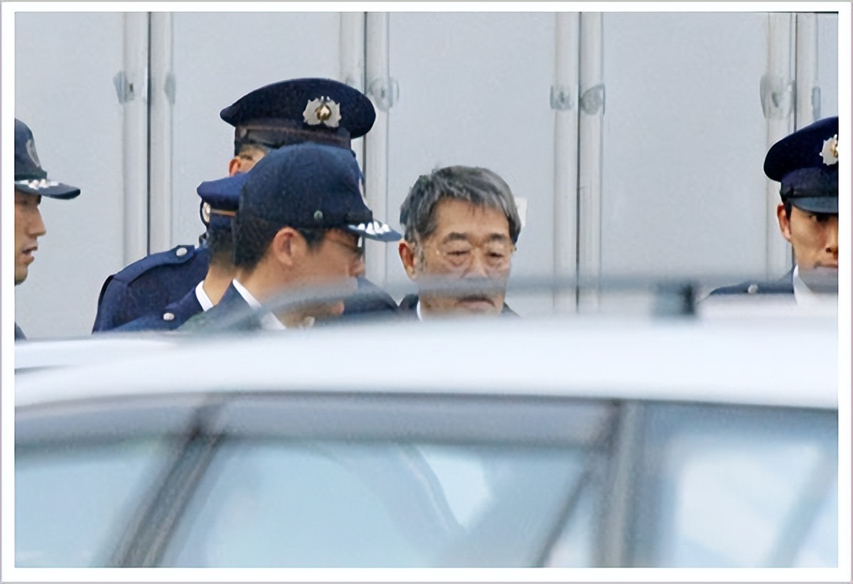 他当过6次世界首富,他曾当过3次中国首富