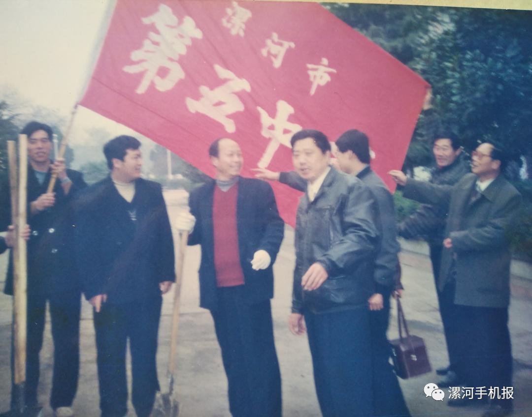 漯河市老五中照片,漯河实验中学老照片1996