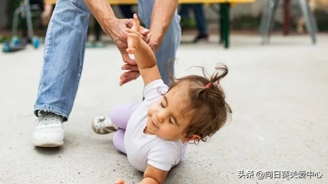 婴儿眼睑痉挛最佳治疗方法,婴儿痉挛症预后如何