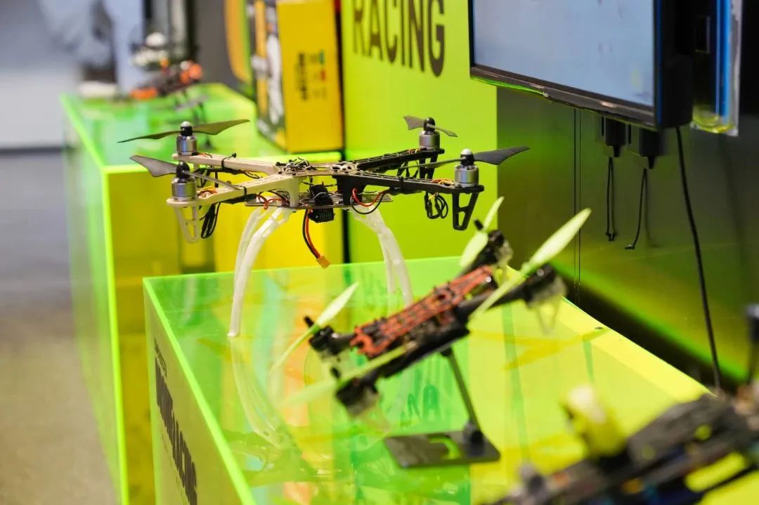 看卫星，体验穿越机……太仓娃寒假可以这样玩！