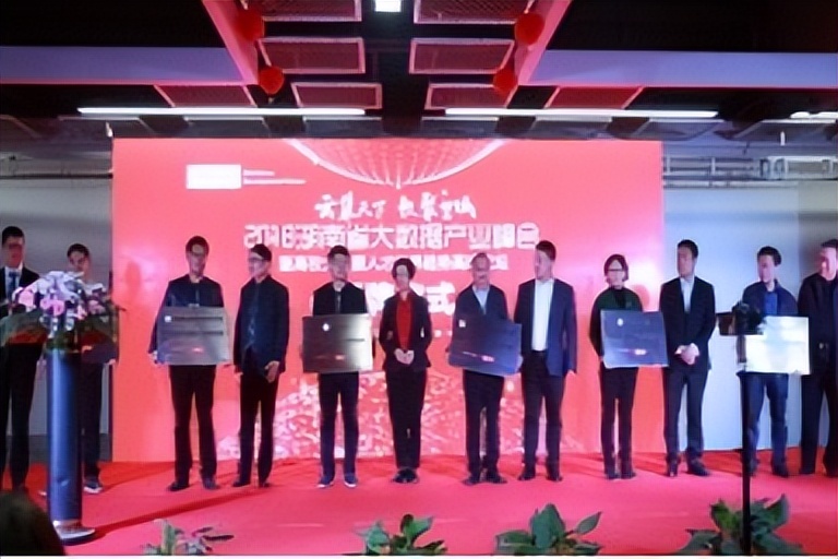 中南林业科技大学涉外学院公办吗,涉外学院中南林业科技大学招生办