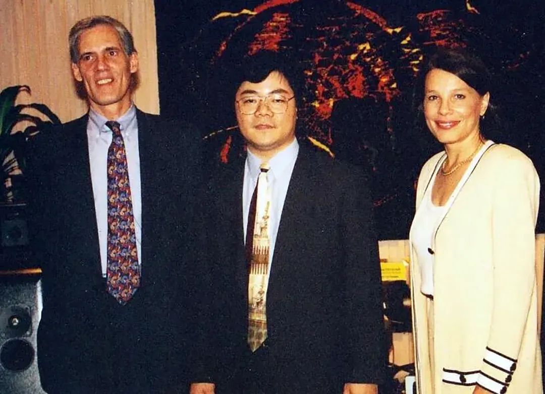 力高音响30周年庆——以主动电子分频双功放方案再创新猷