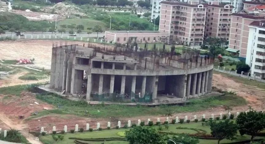 房市和投资哪个更赚钱,房市和楼市投资