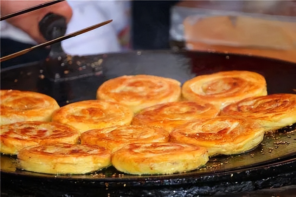 成都到青岛自驾游住宿攻略,成都旅游住宿攻略及费用