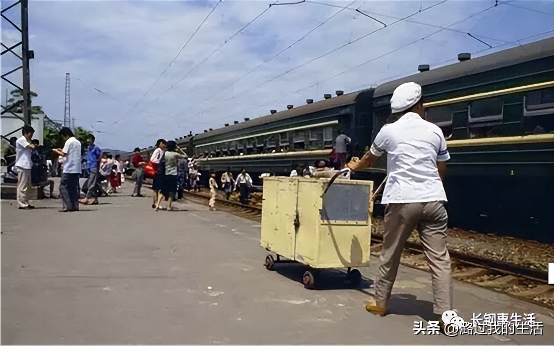 悠久的小火车历史,长钢小火车的历史记忆