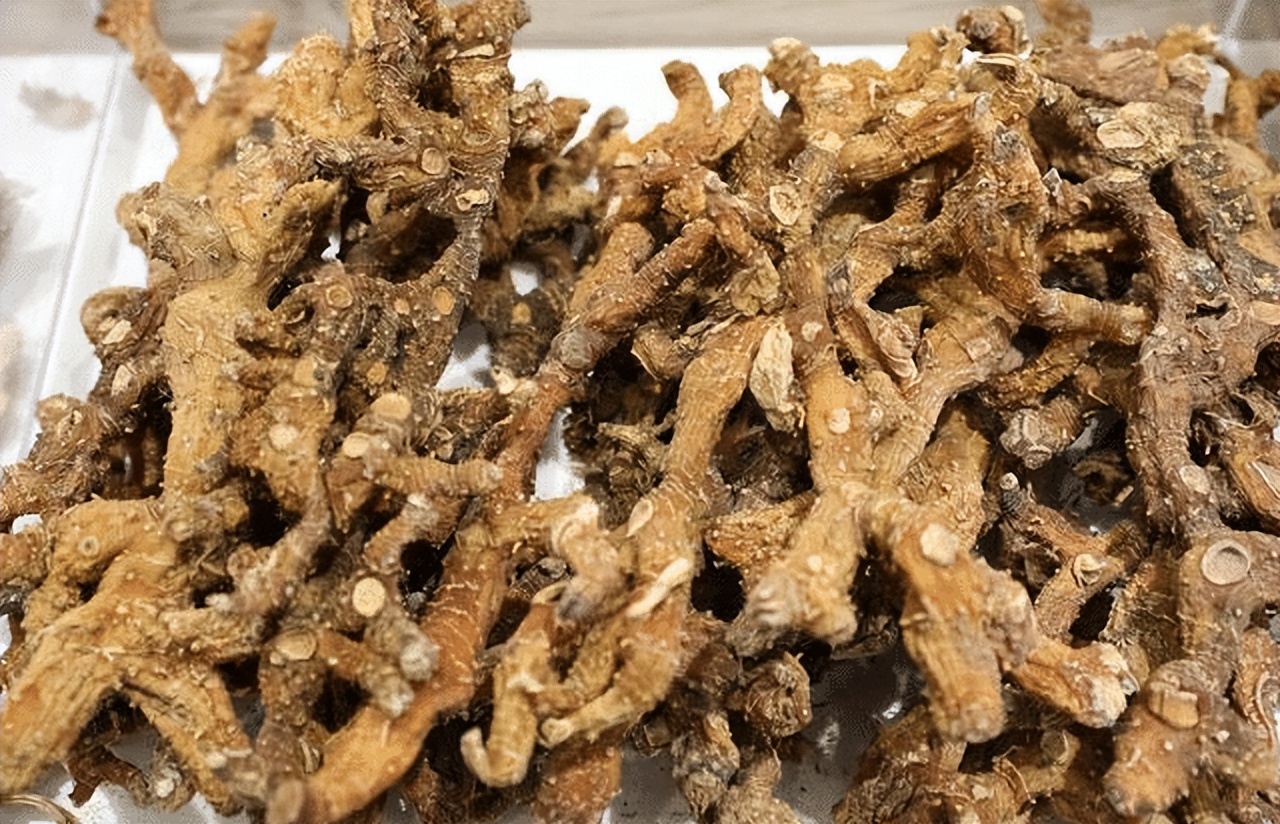 黄精煮水洗头可以黑发吗,三蒸三晒黄精治白发