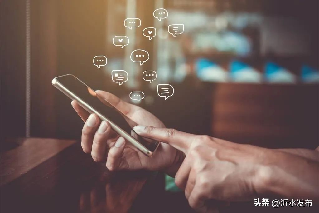 刷手机有个“最佳时长”，超时可能引发焦虑