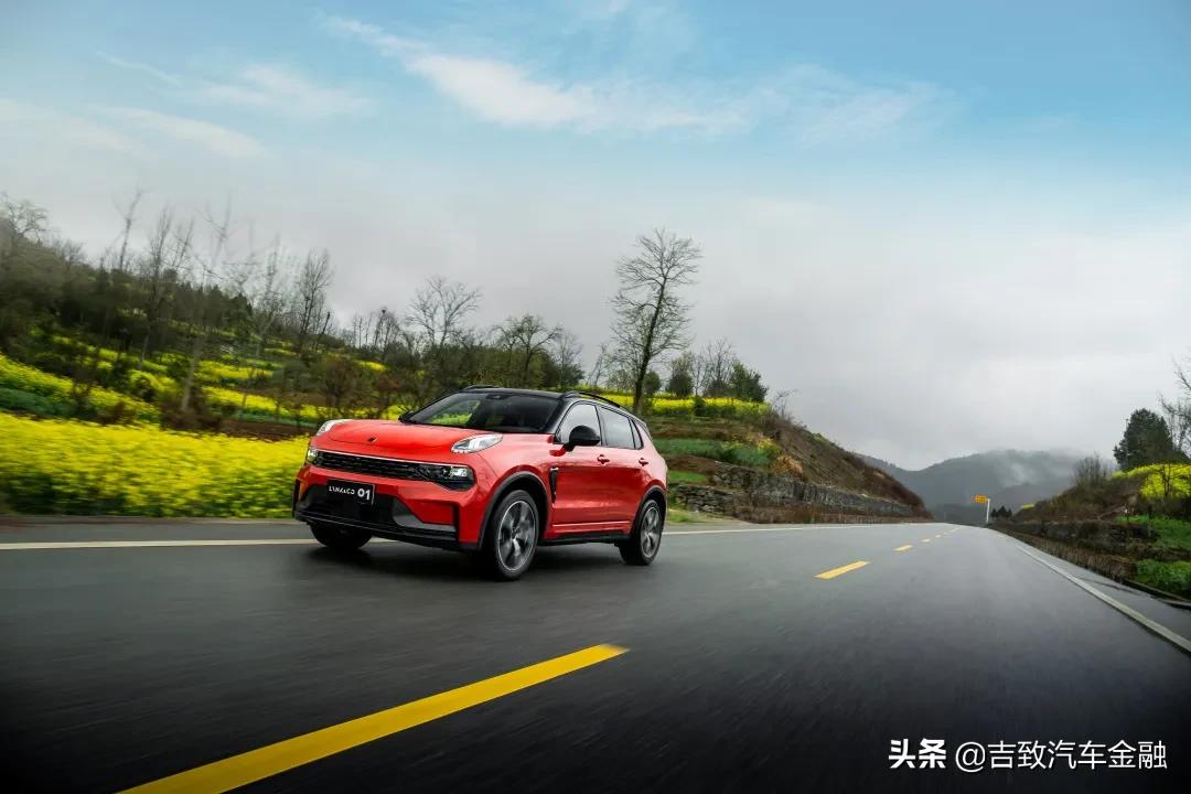 冬季汽车贴膜容易起泡吗,汽车贴膜起泡能通过年审吗