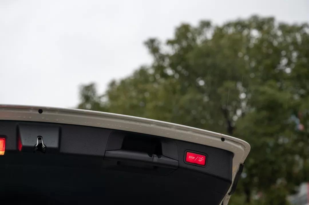 奔驰瓦罐二手,二手奔驰c200怎么样值得买吗