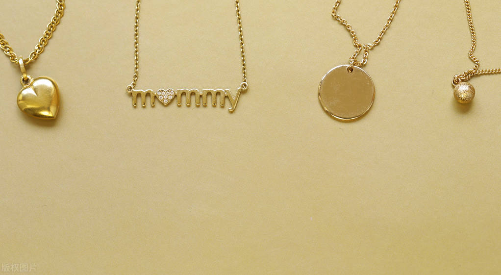 黄金首饰怎么清洗才光亮如新,黄金首饰怎么洗才能洗干净