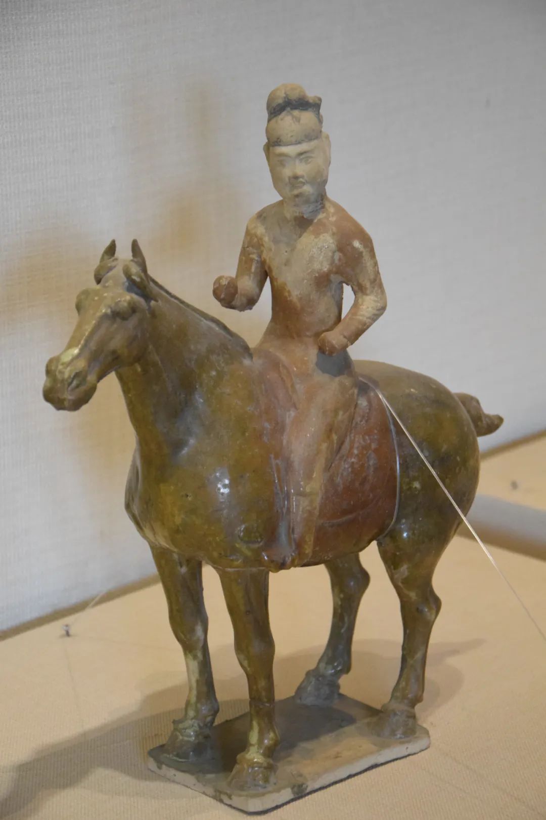 甘肃面朝黄土背朝天,甘肃秦安到西安有多远