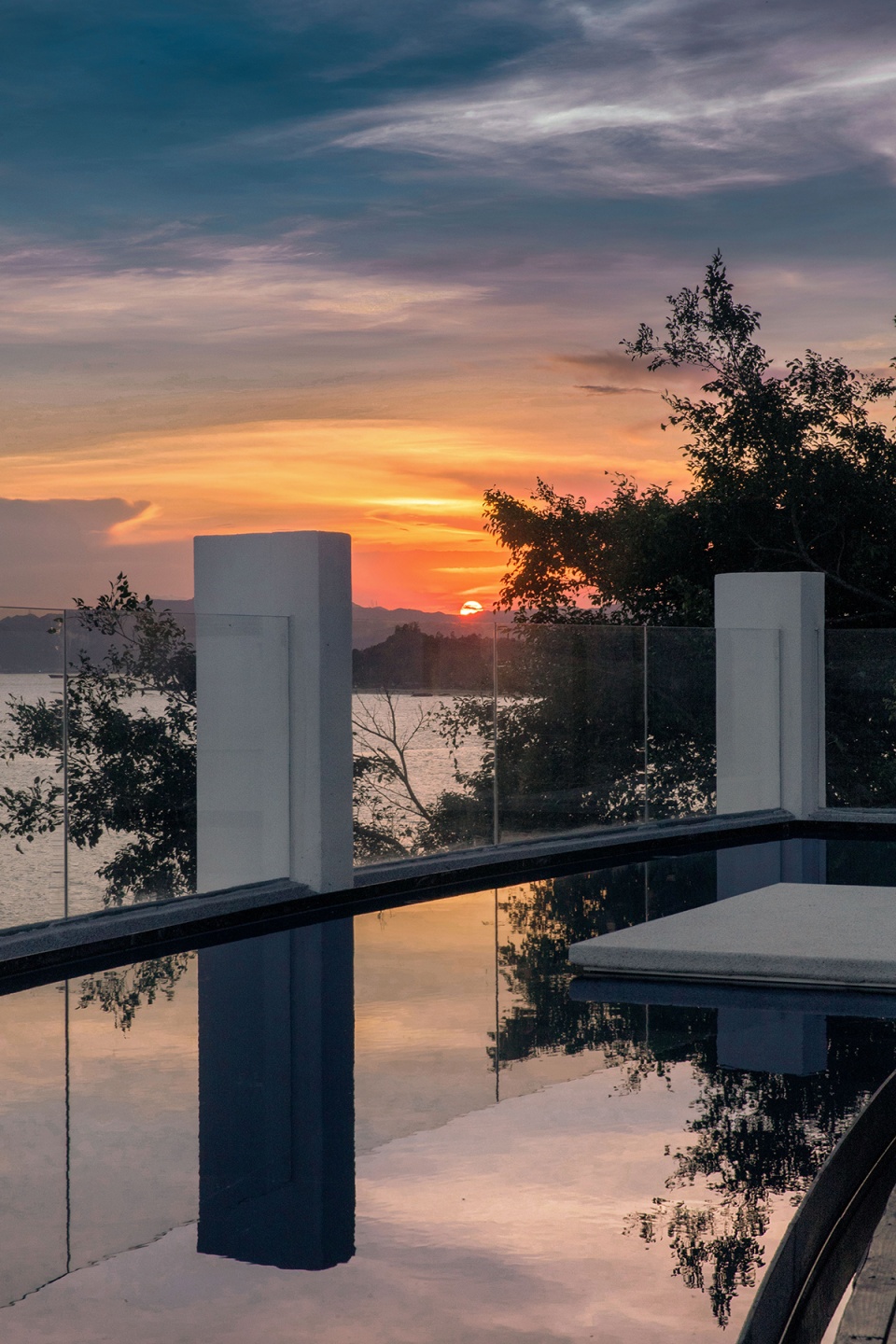 楹诺小半湾预定,楹诺小半湾民宿