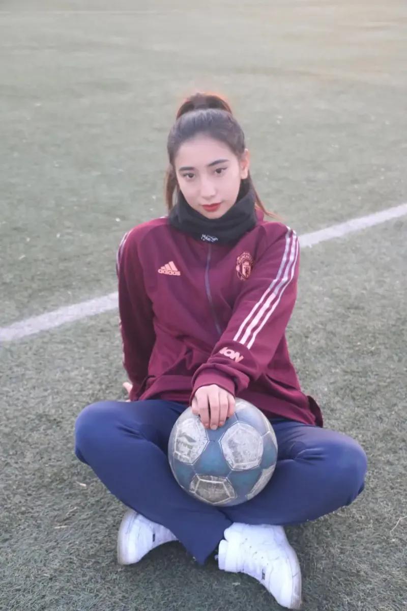 瓒崇悆濂冲缁村惥灏旀棌,瓒崇悆濂冲