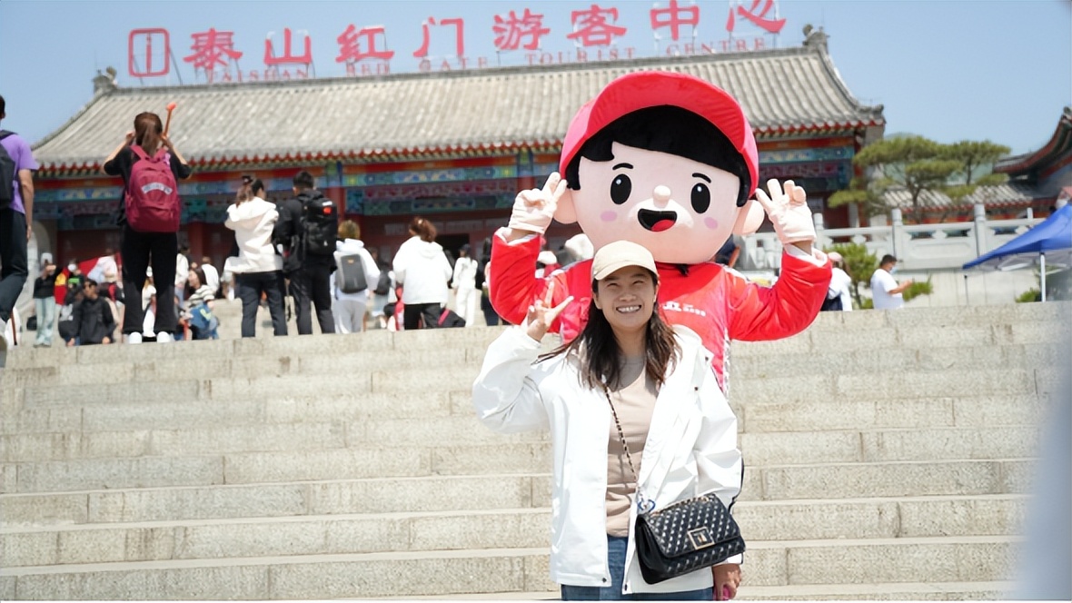 打包热爱清爽出游京东物流五一期间为各地游客提供贴心服务