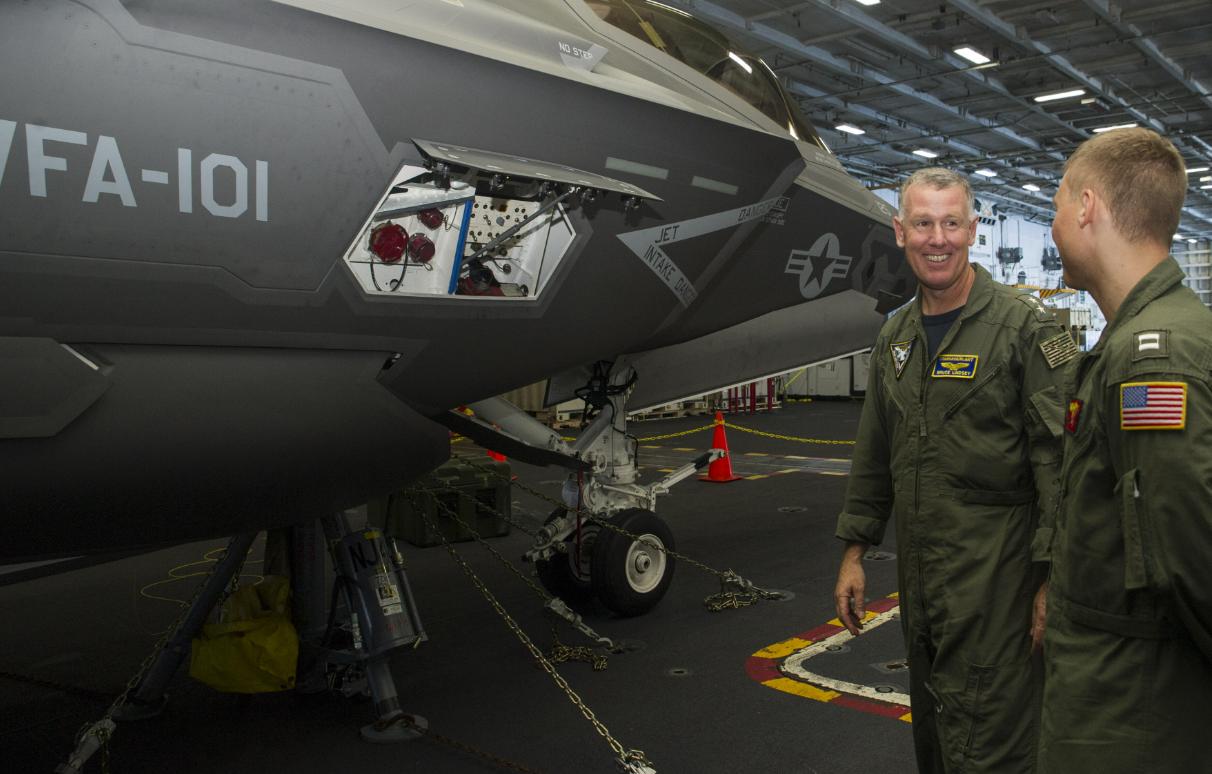 美25家军火商窜台捞金,美国25家军火商组团窜台