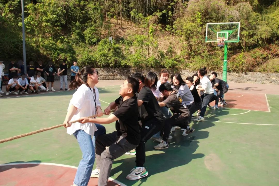 重庆源码时代春季运动会,挥洒激情汗水,舞动青春旋律