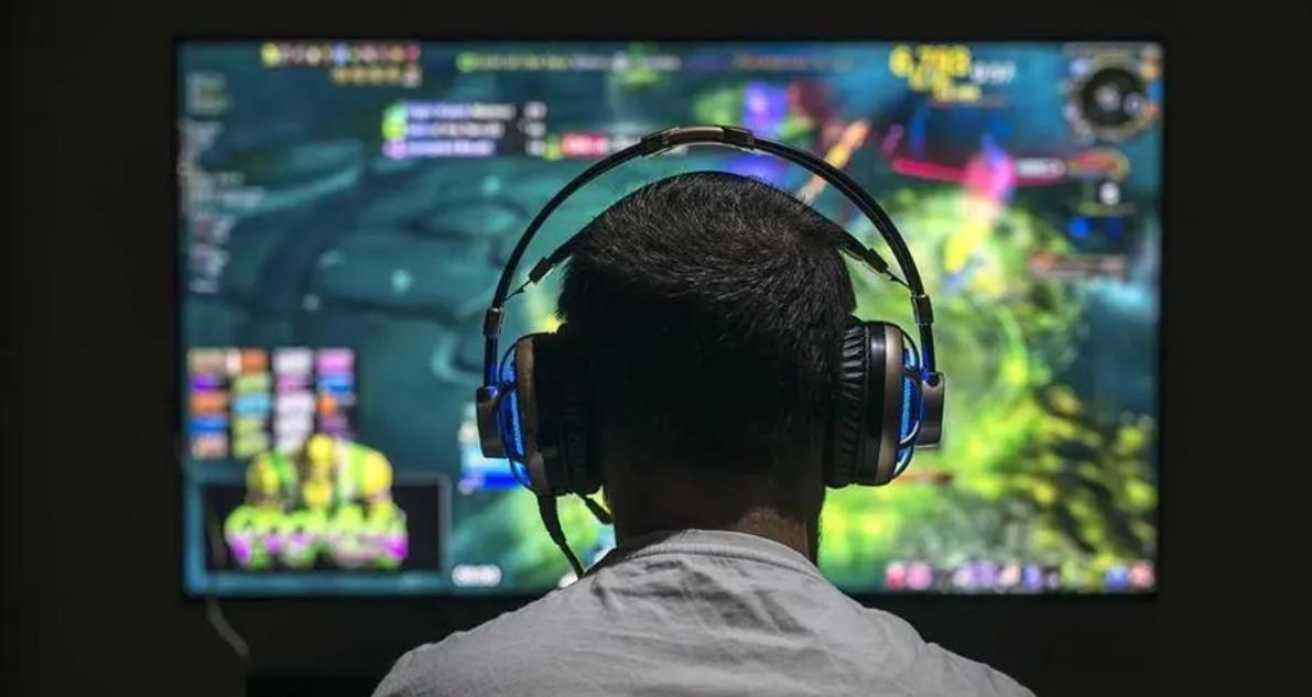 破特大非法经营网络游戏案,警方破获特大非法经营网络游戏案