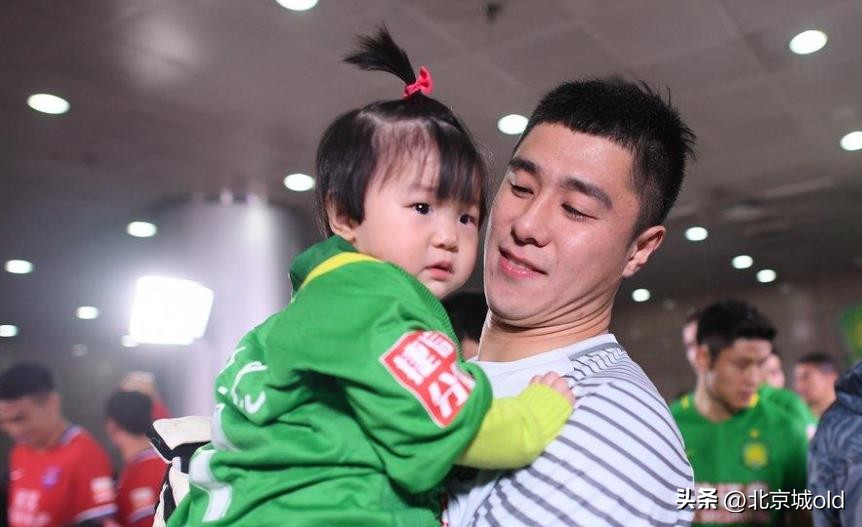 北京国安门将侯森采访,北京国安足球队守门员侯森
