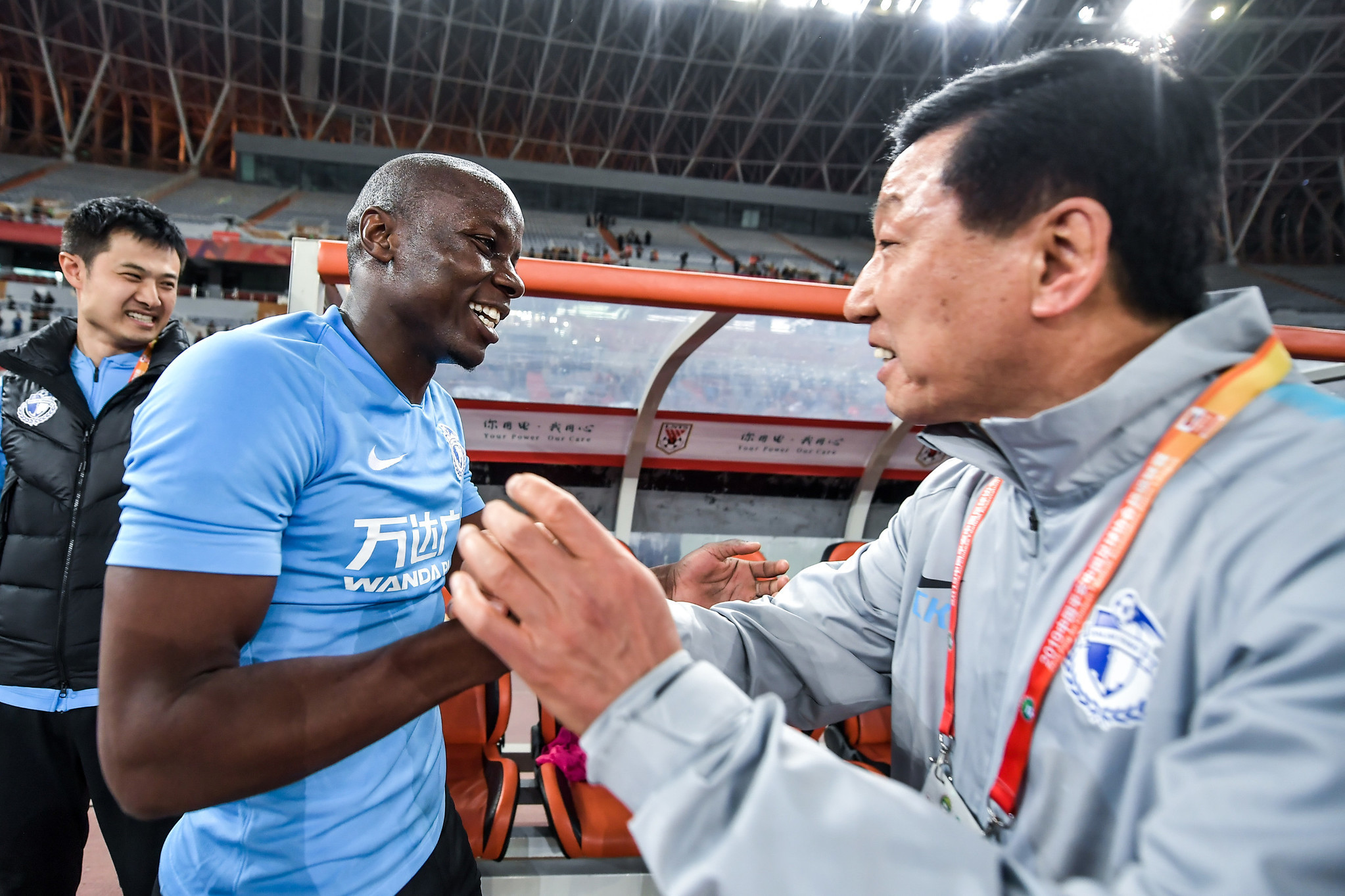 山东泰山队主教练崔康熙官宣,山东泰山崔康熙引援一言难尽