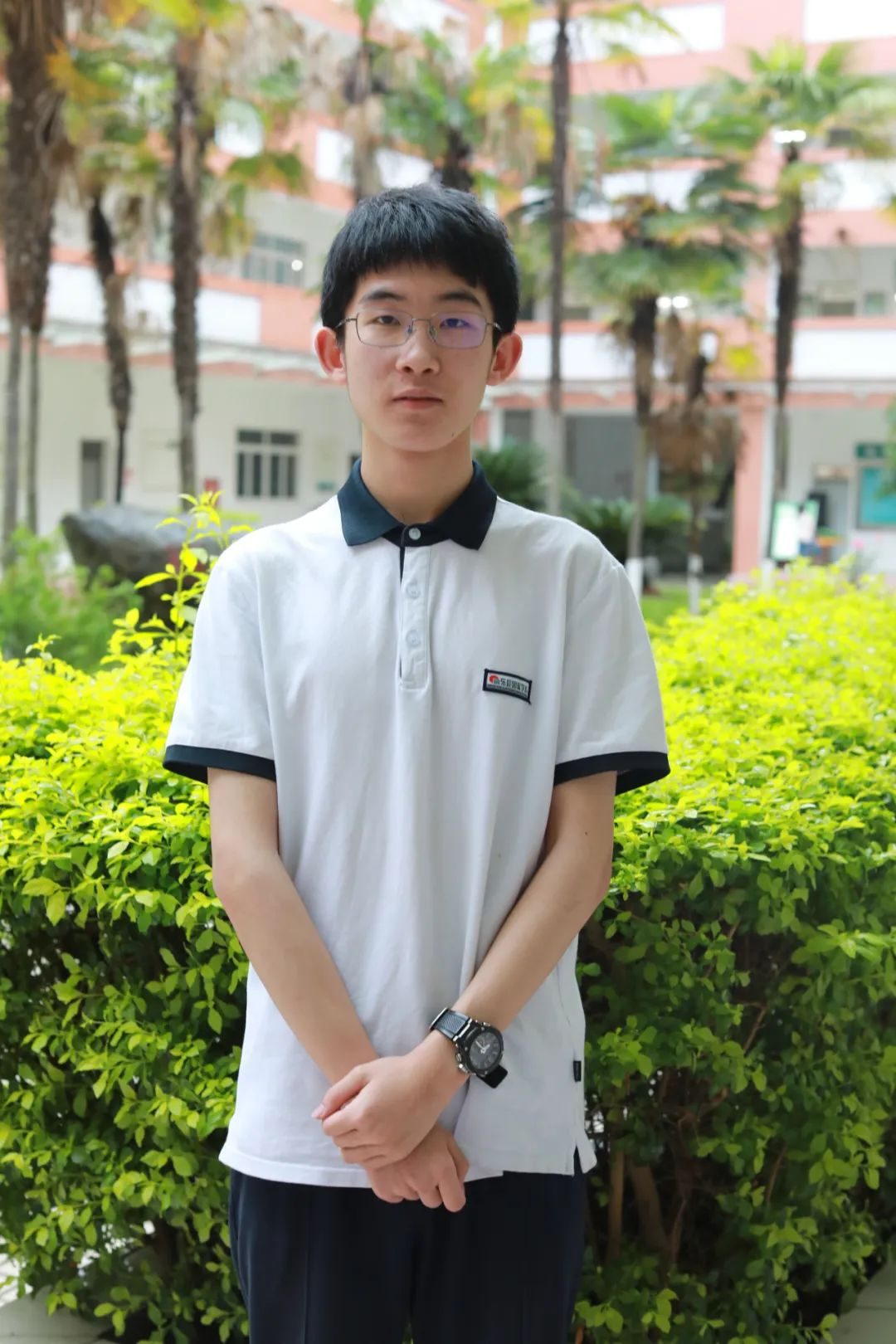 新闻采访省高考状元谈错题本,高考学霸错题本