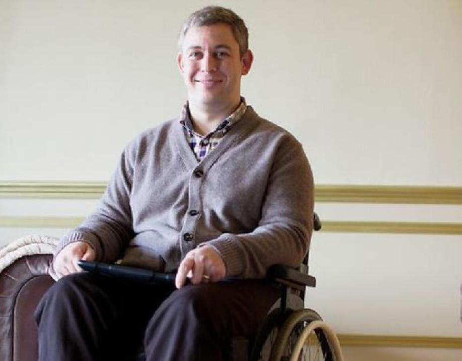 幽灵男孩马丁卧床14年,幽灵男孩马丁患病卧床