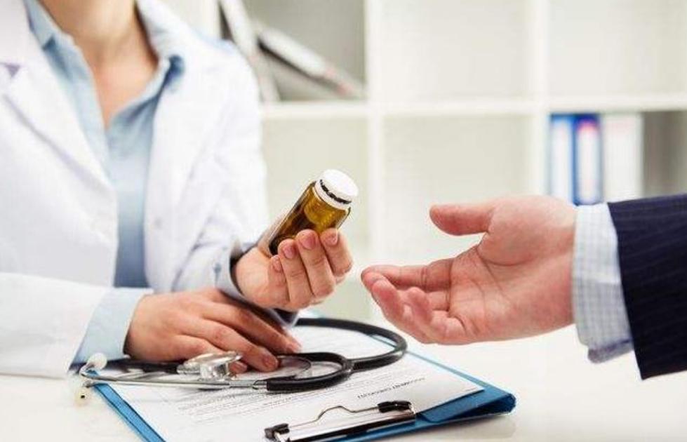 小便泡沫多和肾有什么关系,尿尿泡沫多是肾阴虚还是肾阳虚