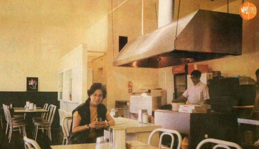 恋人妻、追青霞、混黑道、建豪宅，“武侠片之父”的江湖往事……