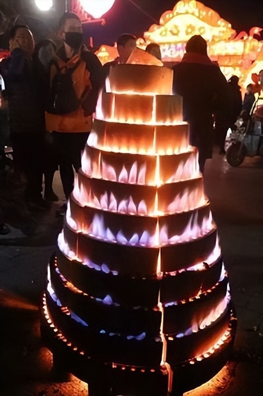 新年将至，一起回忆一下童年，探索你看过的那些花会！