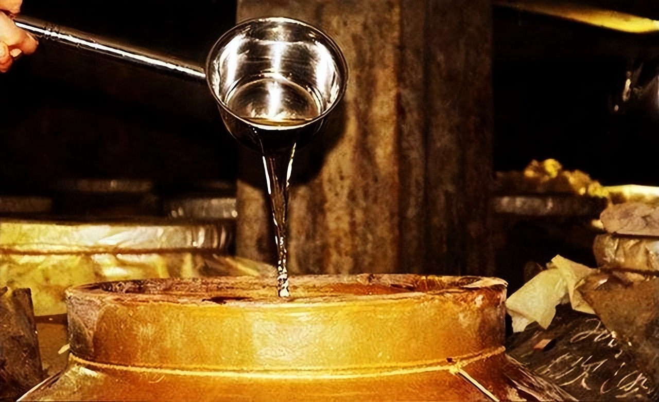 领导退休聚餐敬酒说什么话,领导退休酒桌上怎么说