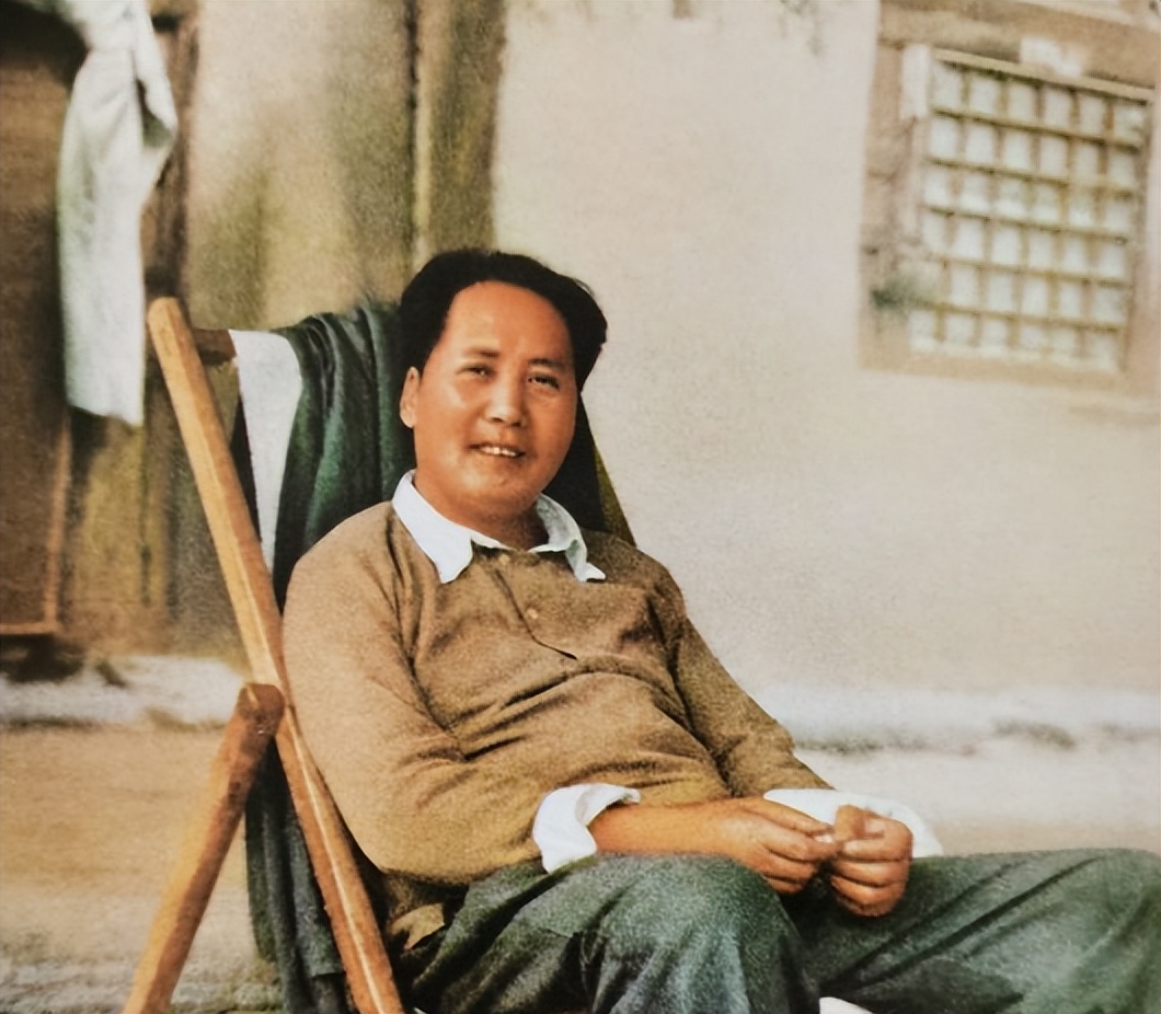 1949年毛主席定都北京，谈及原因主席坦言：其他几个地方更不行