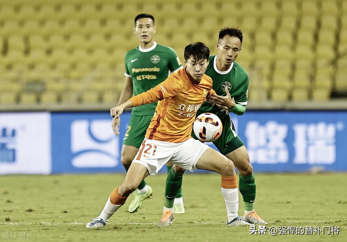 令人唏嘘！广州队27岁旧将沦落中乙，身高1米86，曾国足当红新星