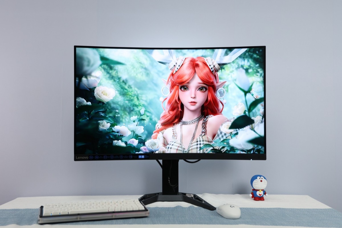 大屏幕看足球赛,联想g32qc显示器