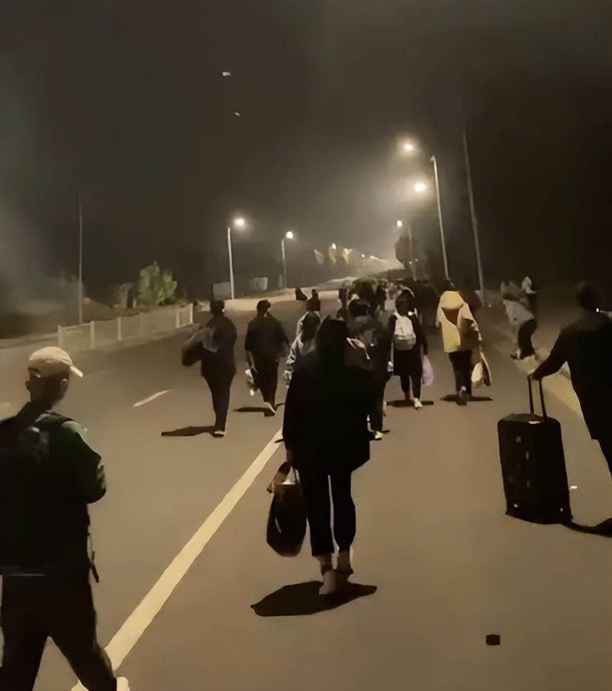 富士康记大过还能进去吗,富士康还有多少人