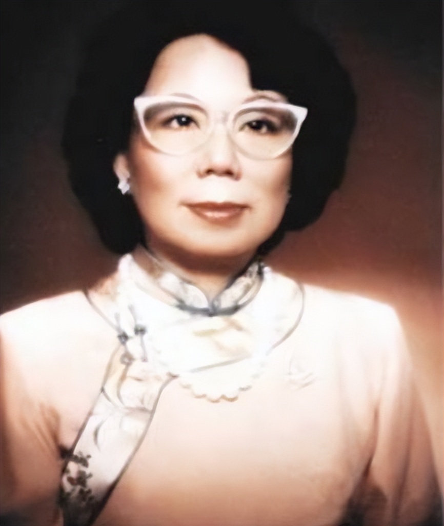 香港著名堪舆家蔡伯励,李嘉诚御用风水大师蔡伯励