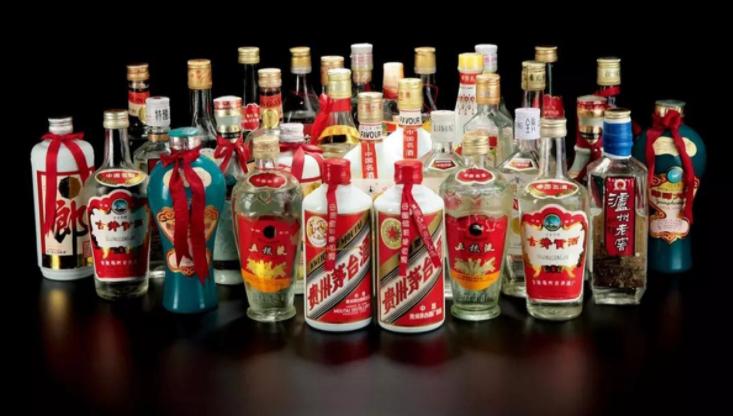 辽宁男子喝酒达三万斤,辽宁大叔40年喝成河马脖