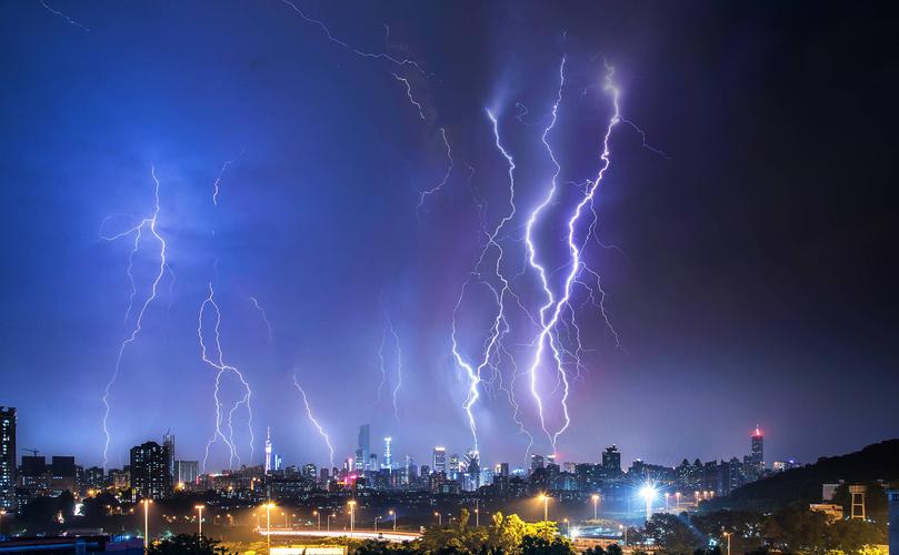 男子意外去世下葬时却发生意外,丈夫死三天被埋五小时竟奇迹生还