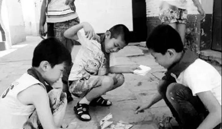 70年代童年回忆玩什么,有谁记得70后童年玩过的东西