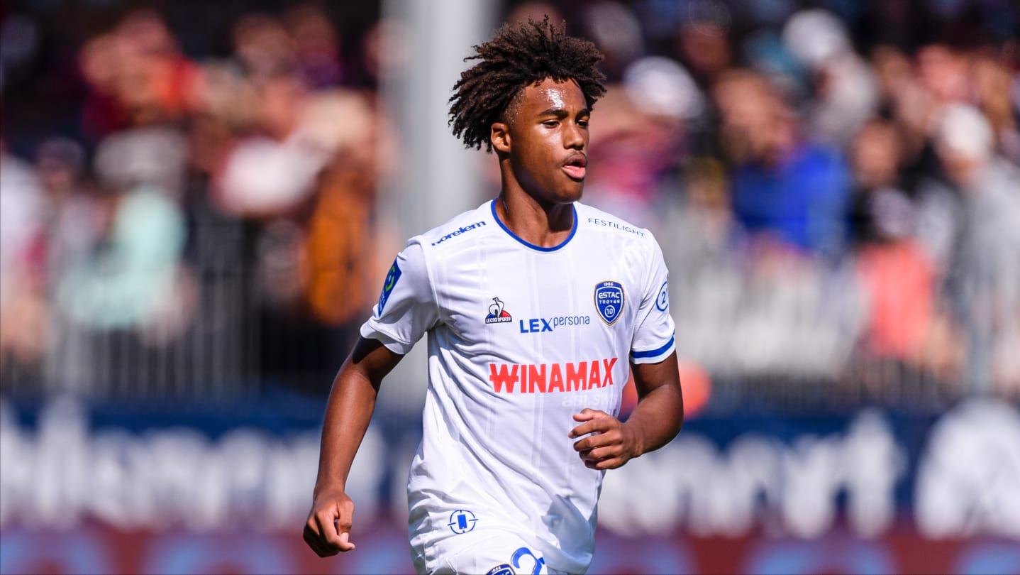 谁会成为下一个球星,谁会是下一个足坛第一人