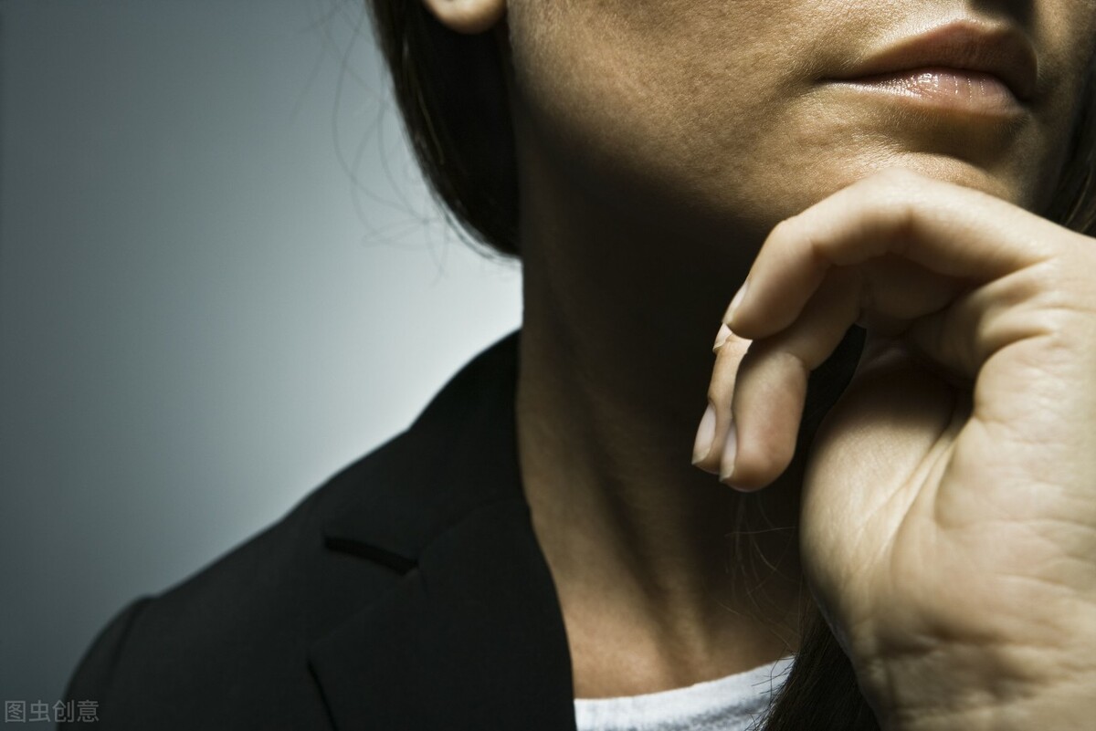 广告创意项目组别怎么写,平面广告设计说明100字