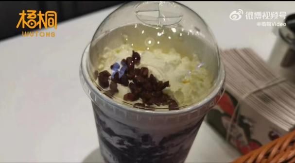 茶颜悦色泡沫系列,茶颜悦色自摇泡沫奶茶