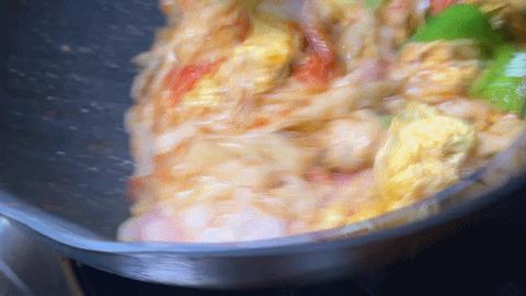 牛肉炒刀削面条最正宗的做法,白菜炒刀削面的家常做法视频