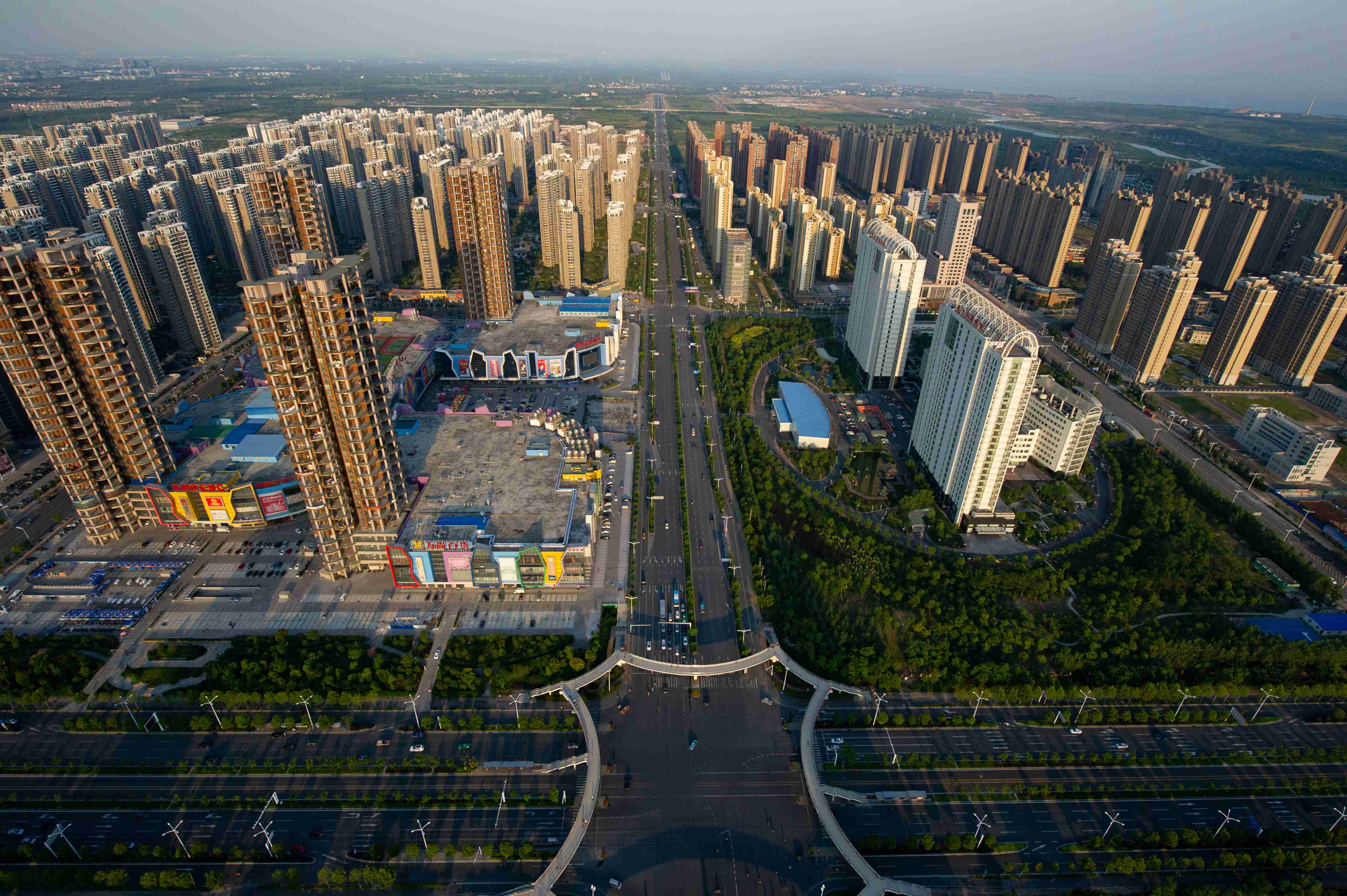 当年合肥说建滨湖区，很多人都看不上，如今做梦都向往