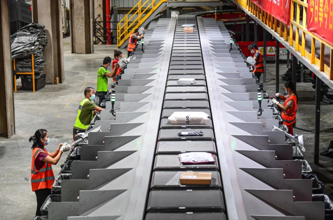 顺丰一中转场49人确诊，收寄安全请注意这些