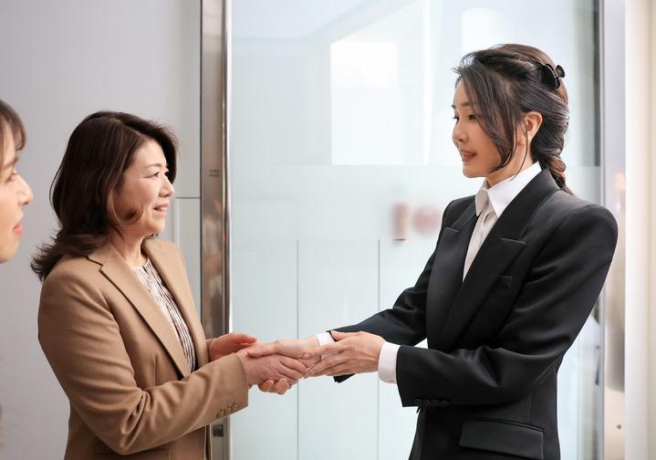 韩国第一夫人访美造型,韩国第一夫人生活装