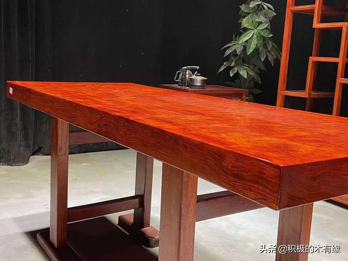 巴西花梨木价格多少钱一方,巴西花梨木属于哪个档次