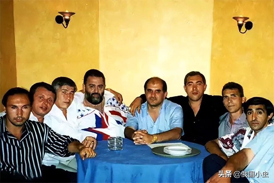 俄罗斯教父哈桑 (俄罗斯教父哈桑全传)