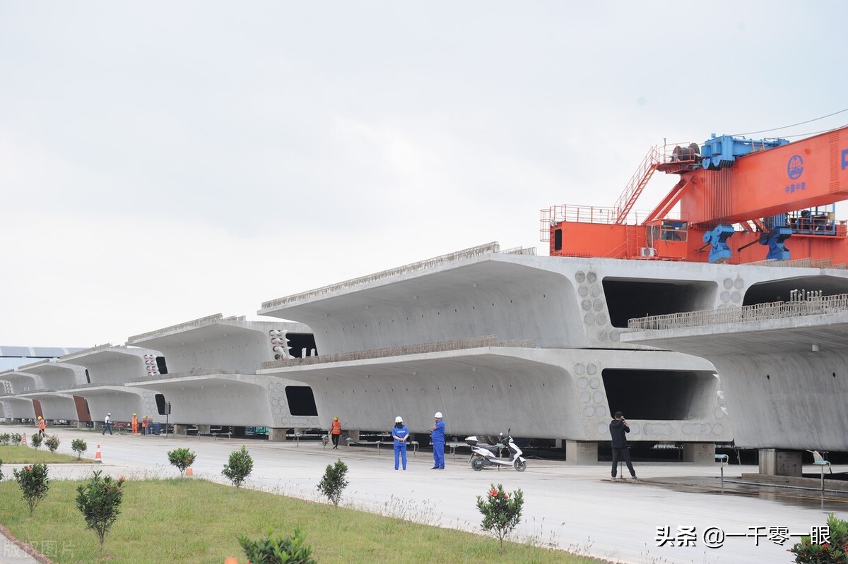 成渝铁路枢纽在哪里,成渝中线高铁站周边交通规划